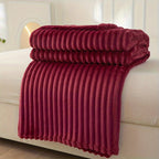 Soft Plush Ribbed Blanket – Cozy and Chic for Sofa or Bed