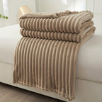 Soft Plush Ribbed Blanket – Cozy and Chic for Sofa or Bed