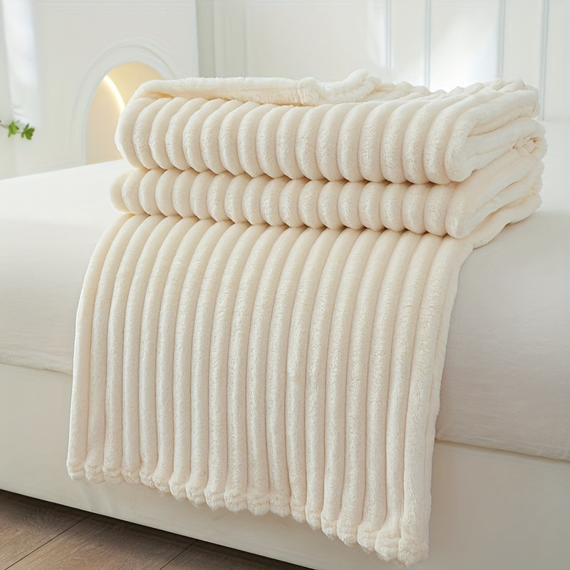 Soft Plush Ribbed Blanket – Cozy and Chic for Sofa or Bed