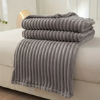 Soft Plush Ribbed Blanket – Cozy and Chic for Sofa or Bed
