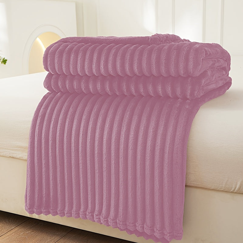 Soft Plush Ribbed Blanket – Cozy and Chic for Sofa or Bed