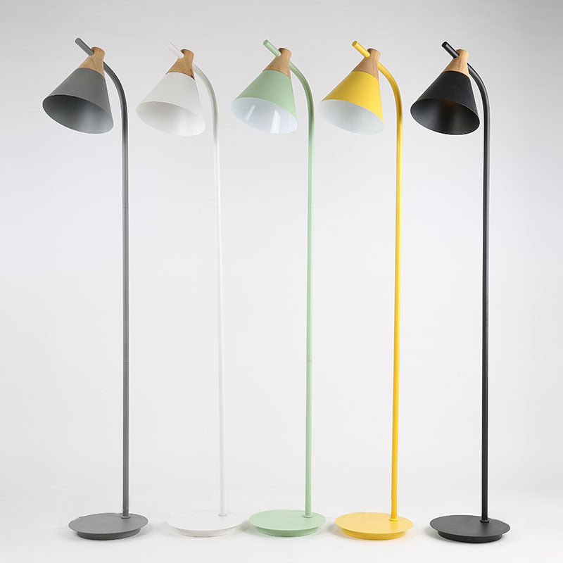 Contemporary Black Floor Lamp with Cone Shade – Sleek Design