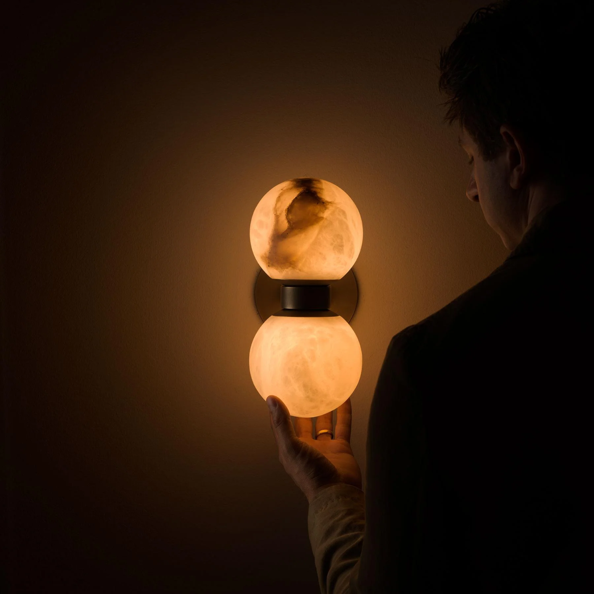 Sleek Marble Artistry Wall Light