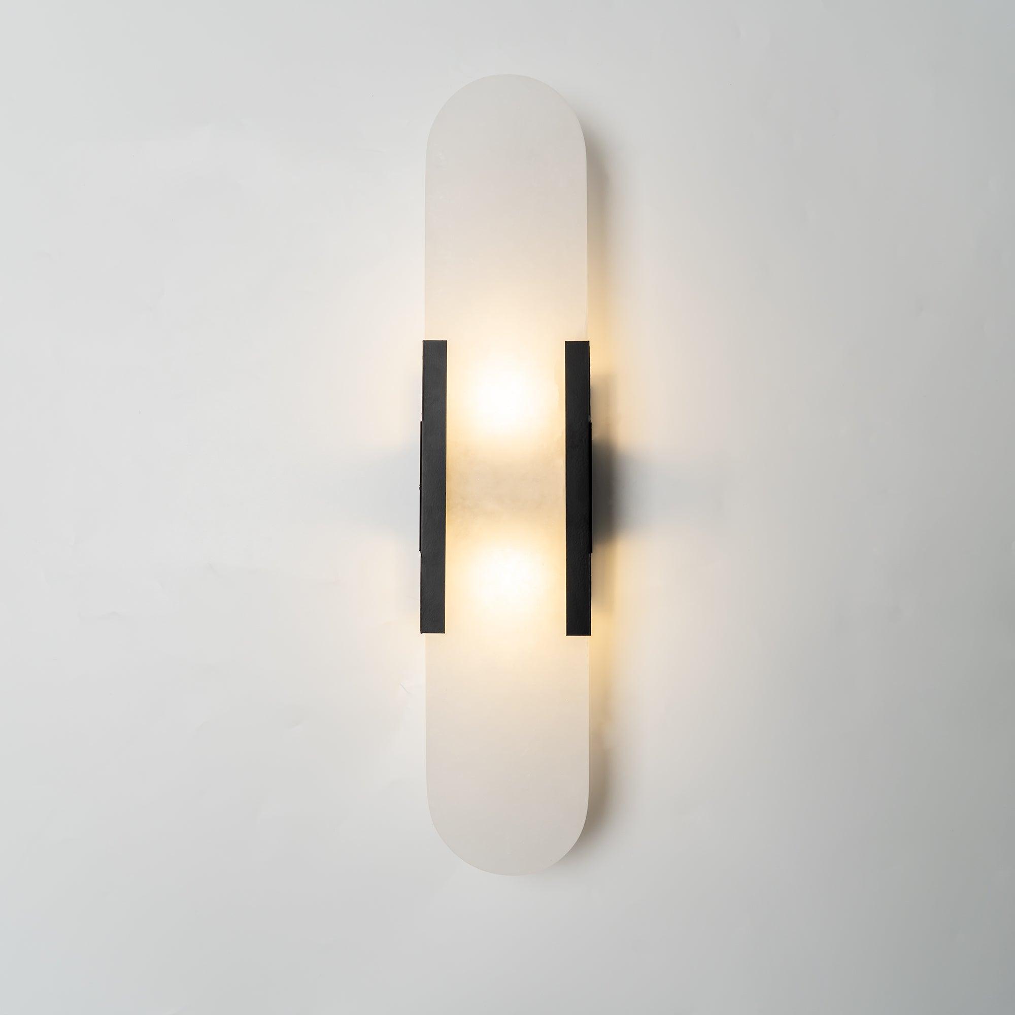 Handcrafted Alabaster Wall Light with Brass Details – Elegant Design
