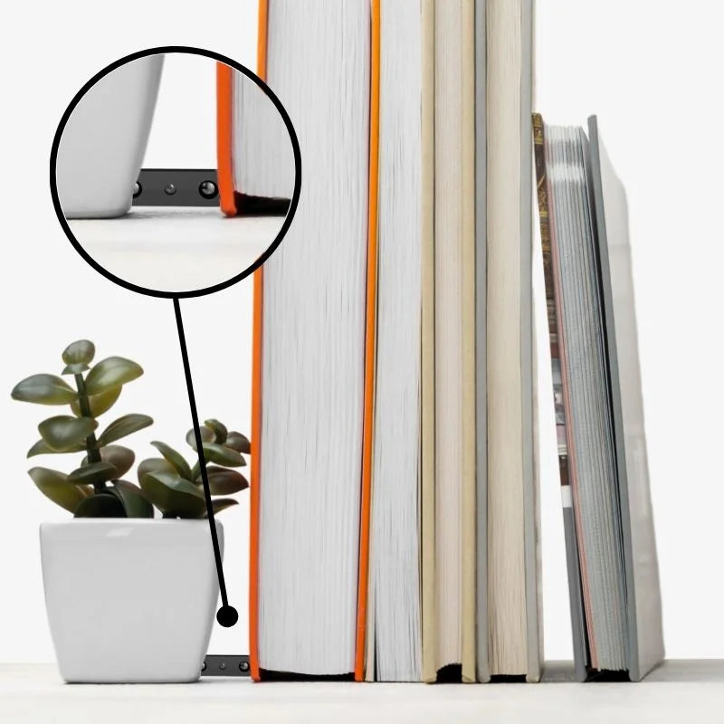 Compact Wireless Security Camera with WiFi Connectivity