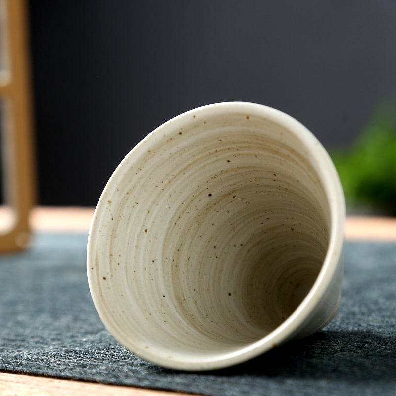 Artisan Stoneware Coffee Mugs - Stylish & Comfortable
