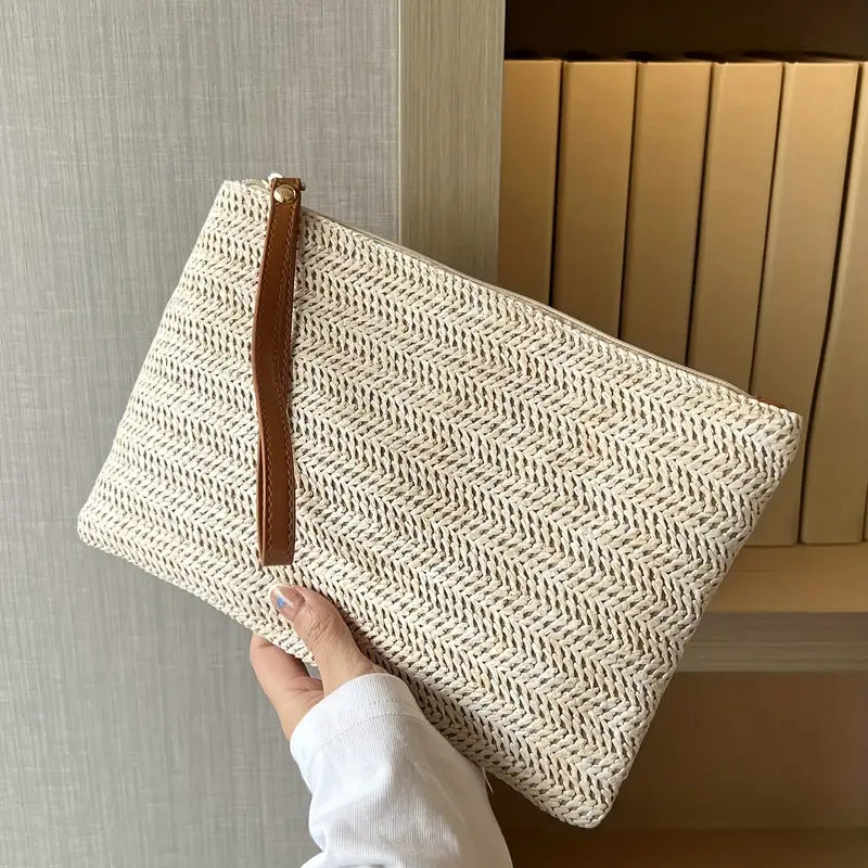 Chic Utility Clutch for Everyday Elegance