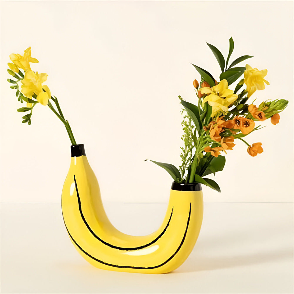 Contemporary Decorative Vase in Banana Shape – Fun Accent for Modern Spaces