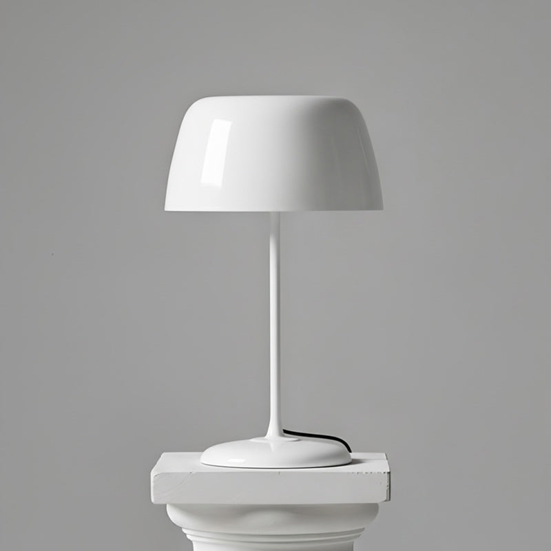 Elegant Fabric Shade Table Lamp for Versatile Use in Living Room and Bedroom