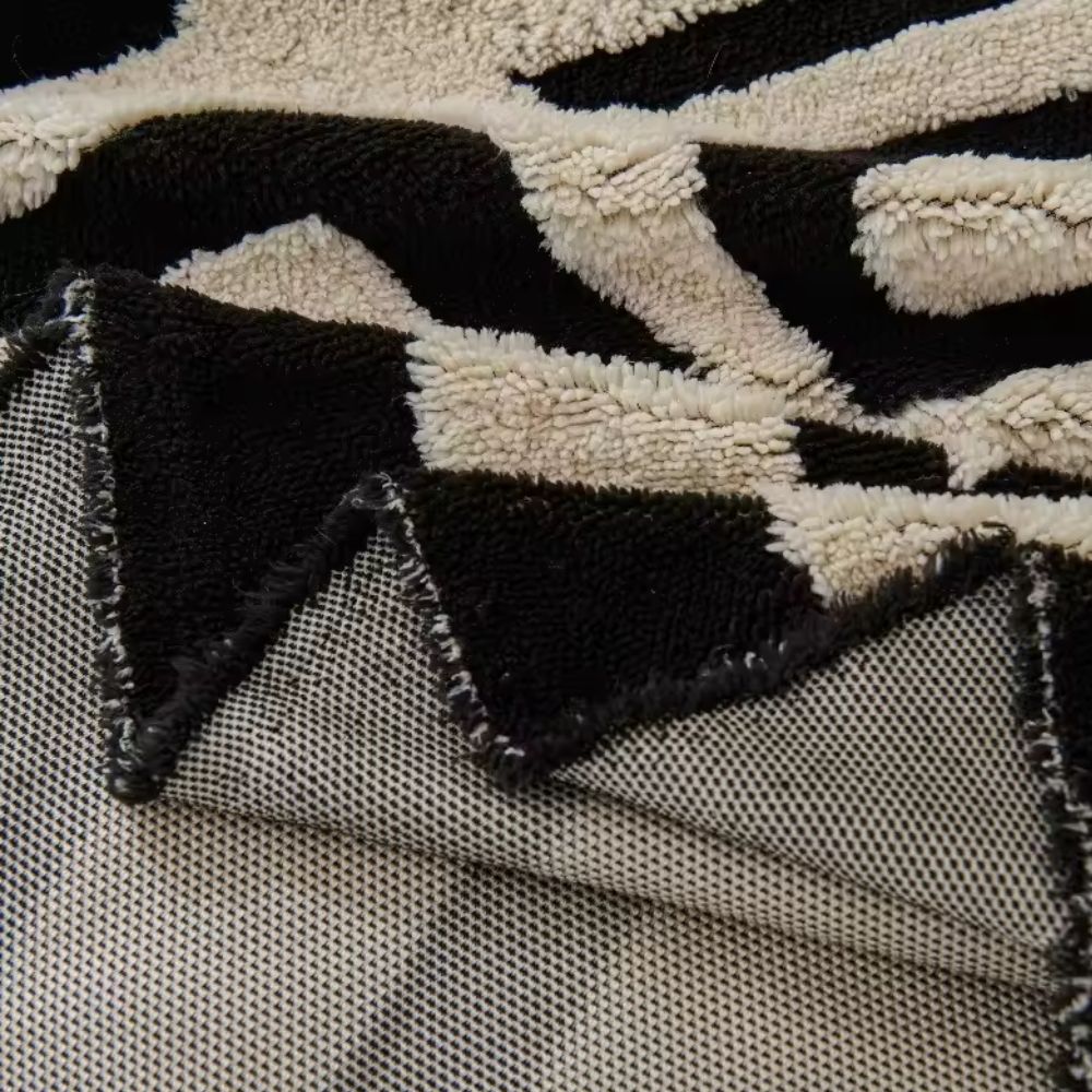 Moderniqa | Soft microfibre couch cover with maze jacquard pattern 7