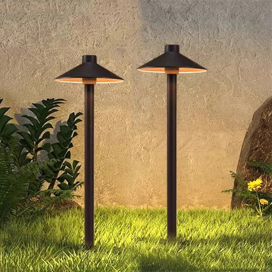 Outdoor Pathway Light in Mushroom Design