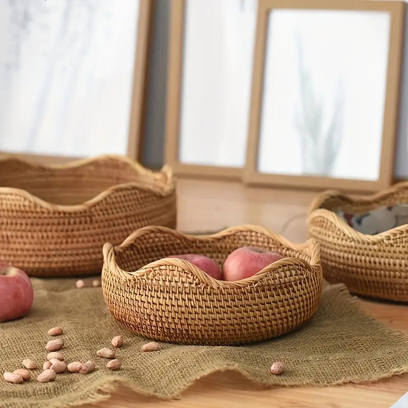 Eco-Friendly Bamboo Fruit Holder for Stylish Storage