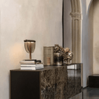 Elegant Amber Glow Table Lamp for Modern Living Spaces