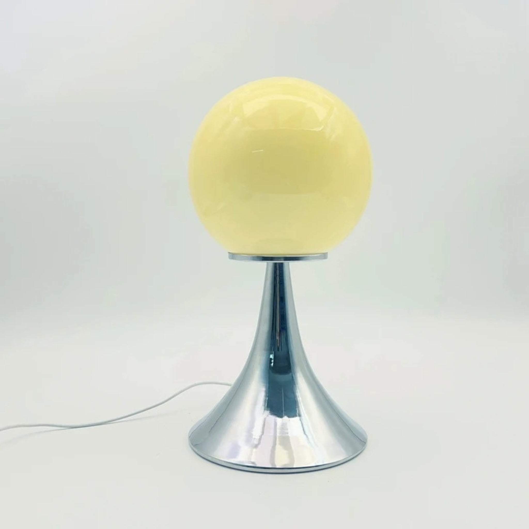Elegant Glass Globe Lamp with Modern Metal Base