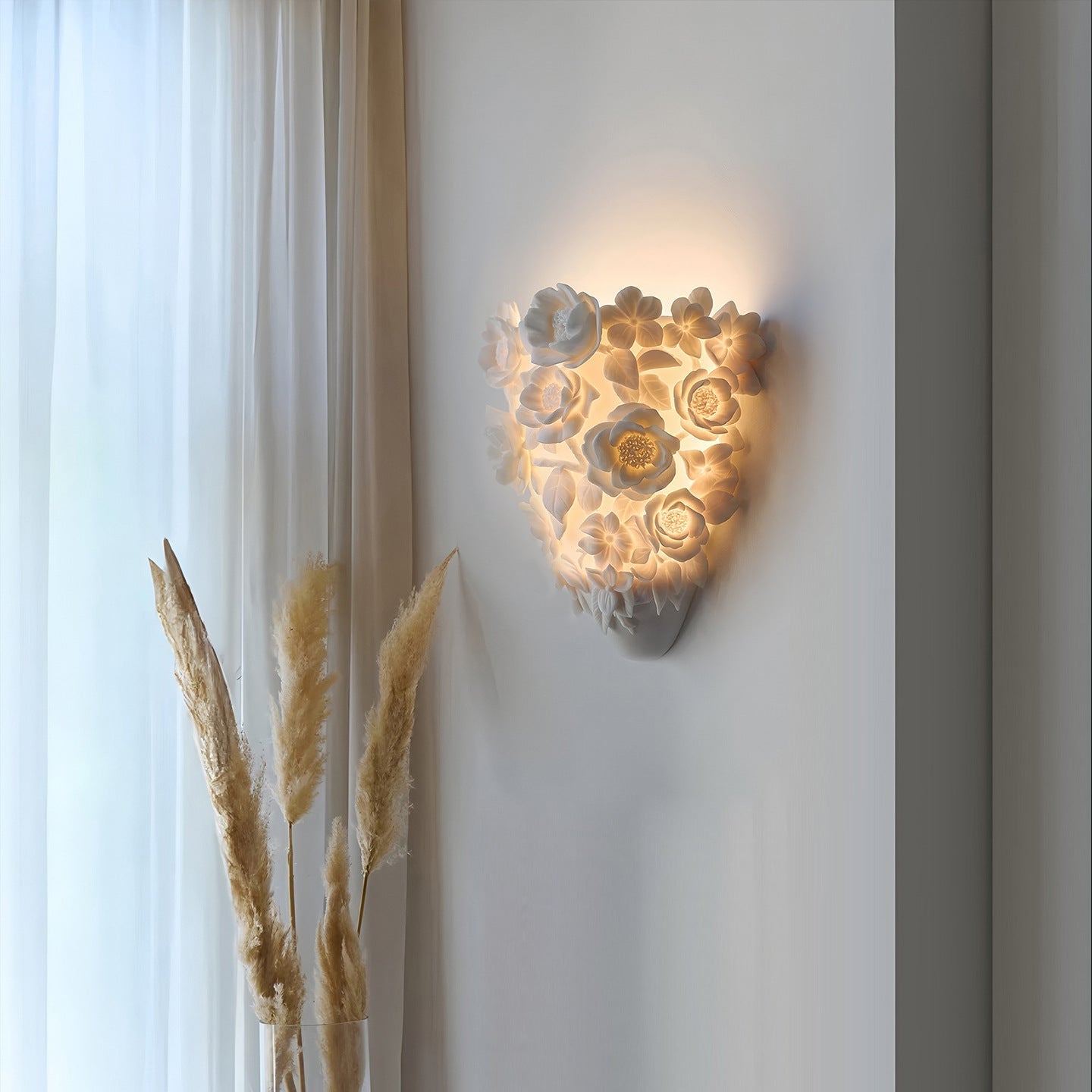 Ceramic Wall Lamp with Minimalist Flower Design
