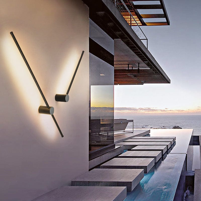 Sleek Linear Outdoor Wall Lamp for Modern Spaces
