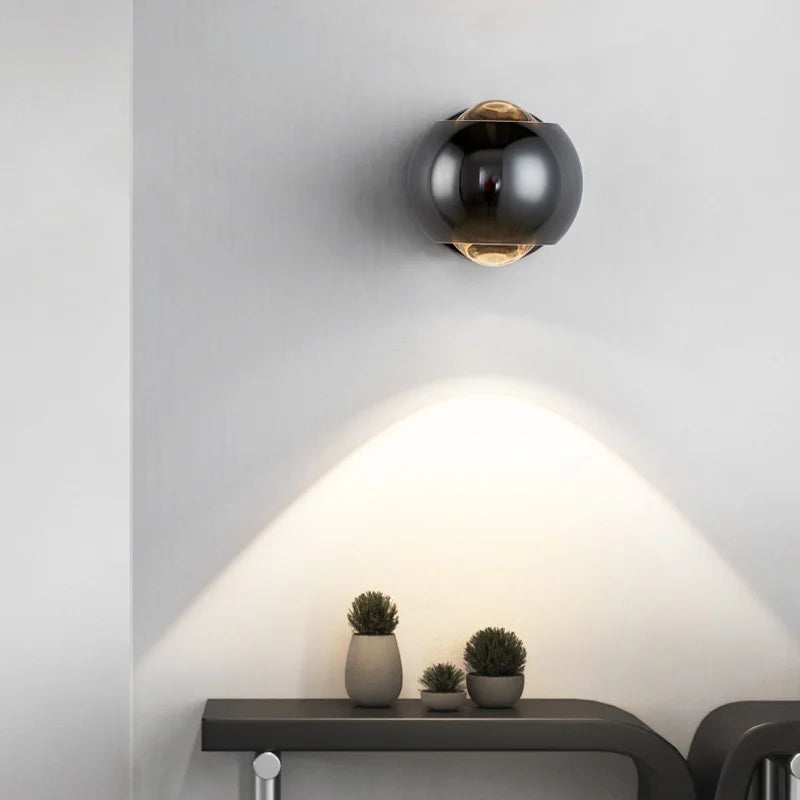 360° Adjustable Black LED Wall Light – Spherical Rotating Design