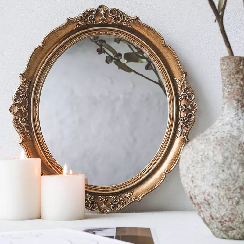 Elegant Oval Mirror with Gilded Frame – Vintage Home Decoration for Any Room