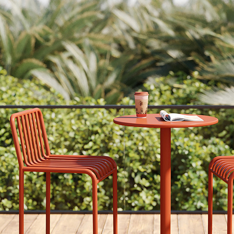Minimalist Armless Bar Stool for Outdoor Use – Iron Frame for Patio and Garden
