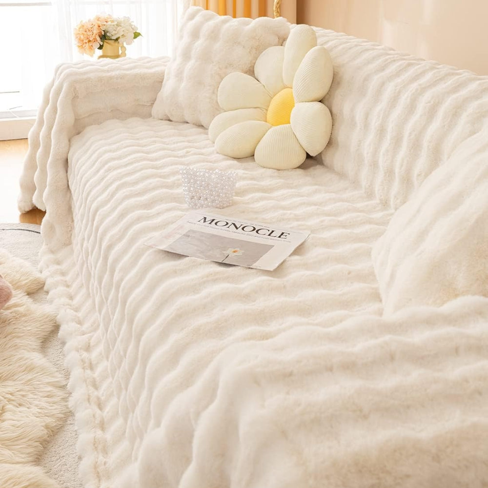 Soft Touch Faux Fur Throw Blanket - Contemporary Style