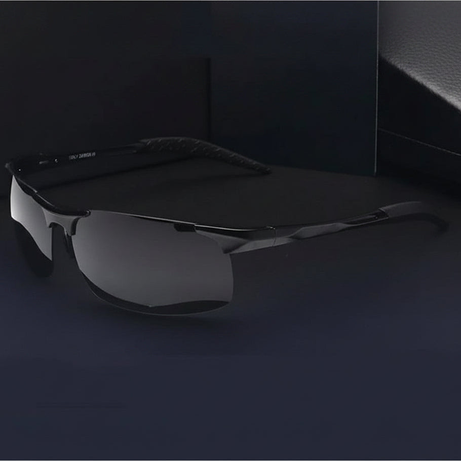 Sleek Rectangular Men's Eyewear for Ultimate UV Defense