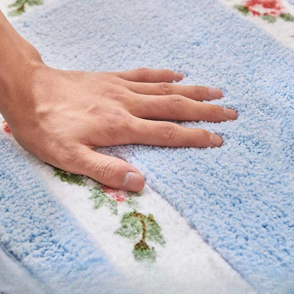 Floral Design Non-Slip Microfiber Bath Mat - Soft and Plush