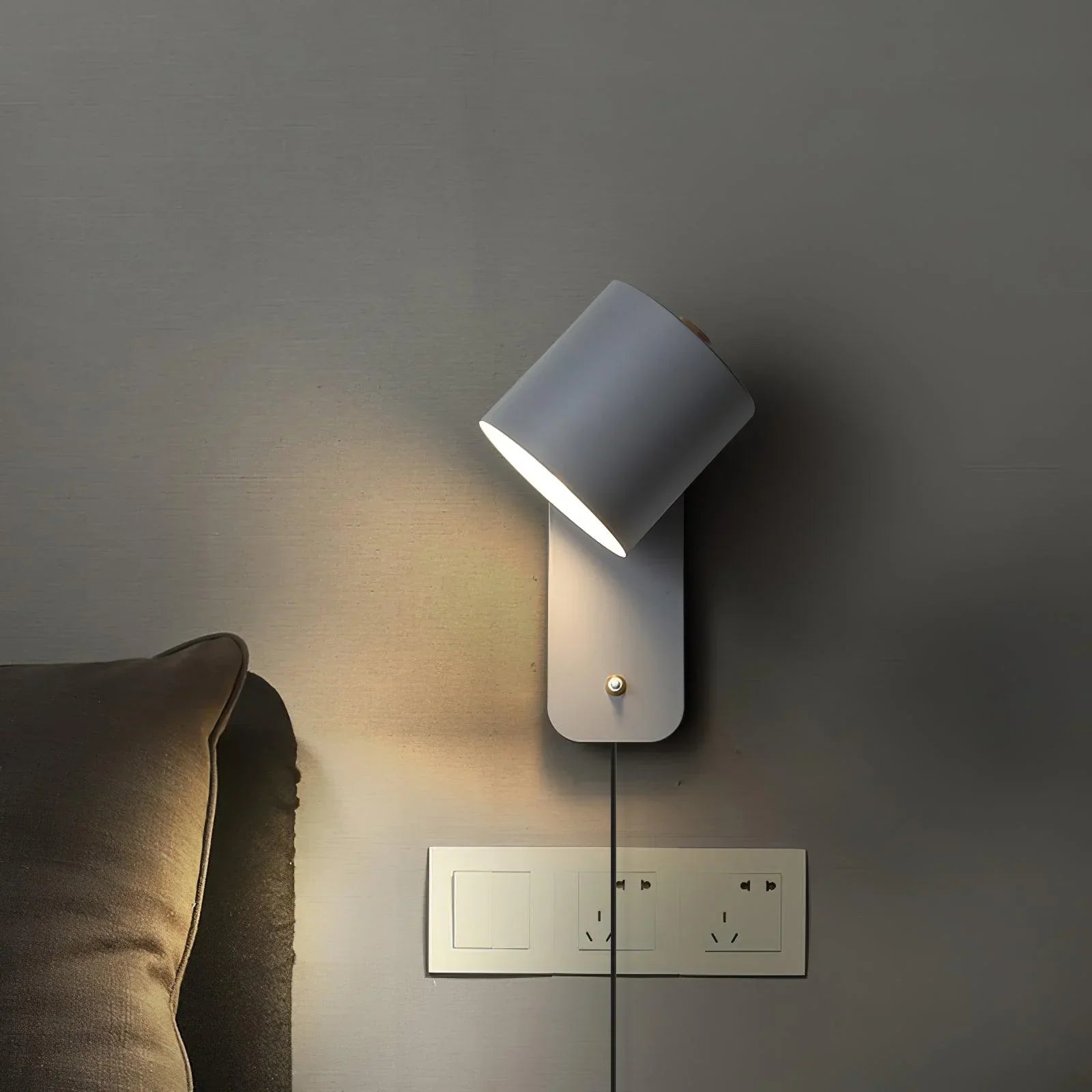 Cylindrical Wall Light Fixture for Plug-In Use