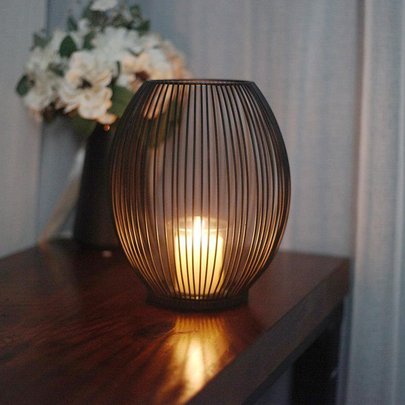 Elegant Sphere Iron Candle Stand