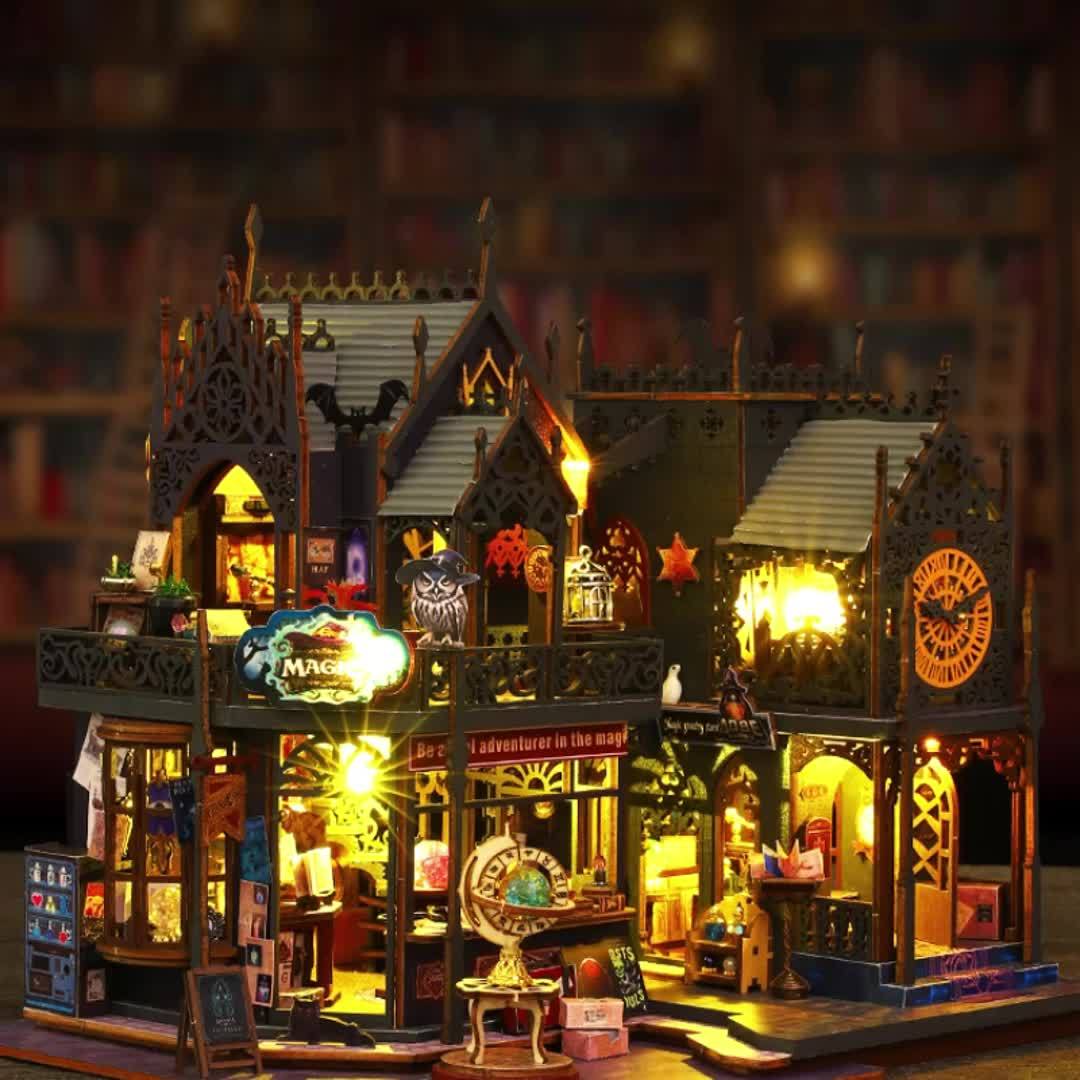 3D Puzzle Book House Snap-Together LED Bookend