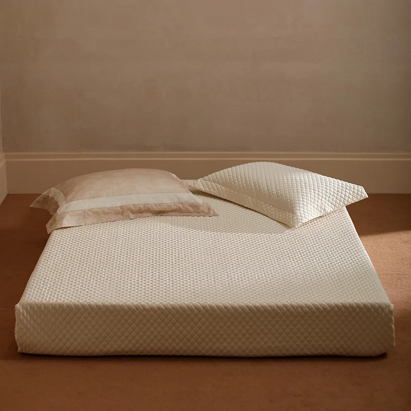 4-Piece Bedding Set Cotton Percale Light Crinkle Ruffle Trim