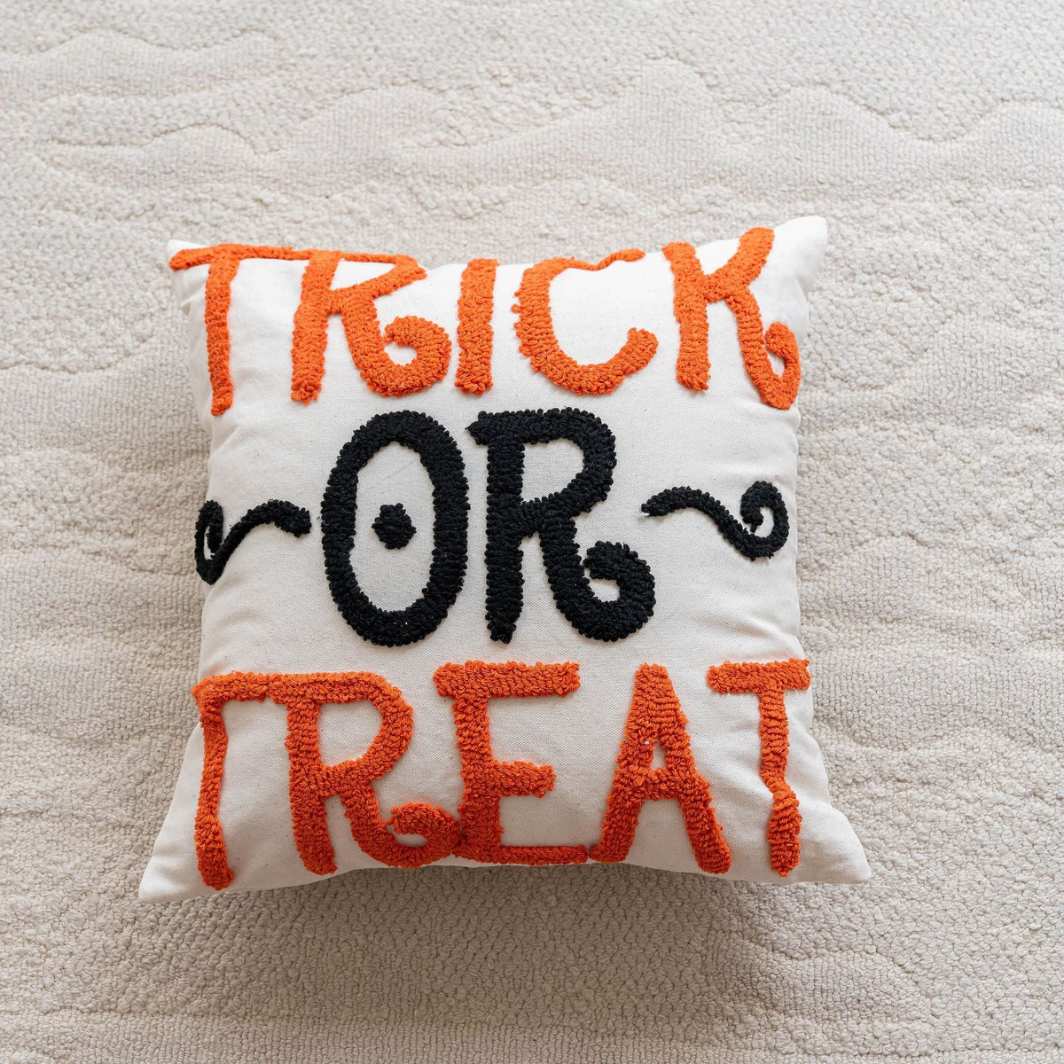 Accent Pillow Cover Hooked Chenille Cotton-Blend Hidden Zipper