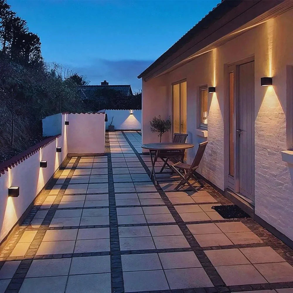 Adjustable Dual-Panel Cube Wall Light (Hardwired Or USB Rechargeable)