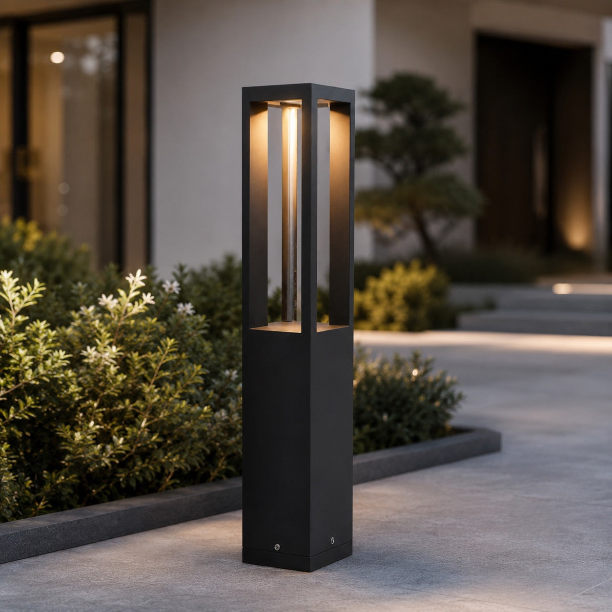 Adjustable Four-Beam Die-Cast Aluminum LED Bollard