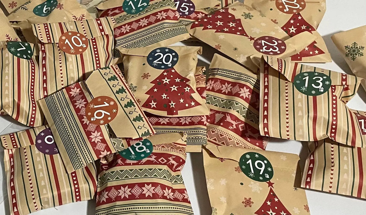Advent Calendar Cat Lover 24 Sealed Surprise Bags