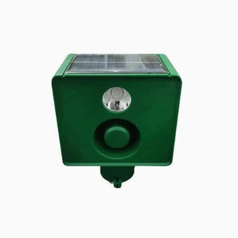 Animal Deterrent Light Solar-Powered Dual Flashing Spotlights & Alarm