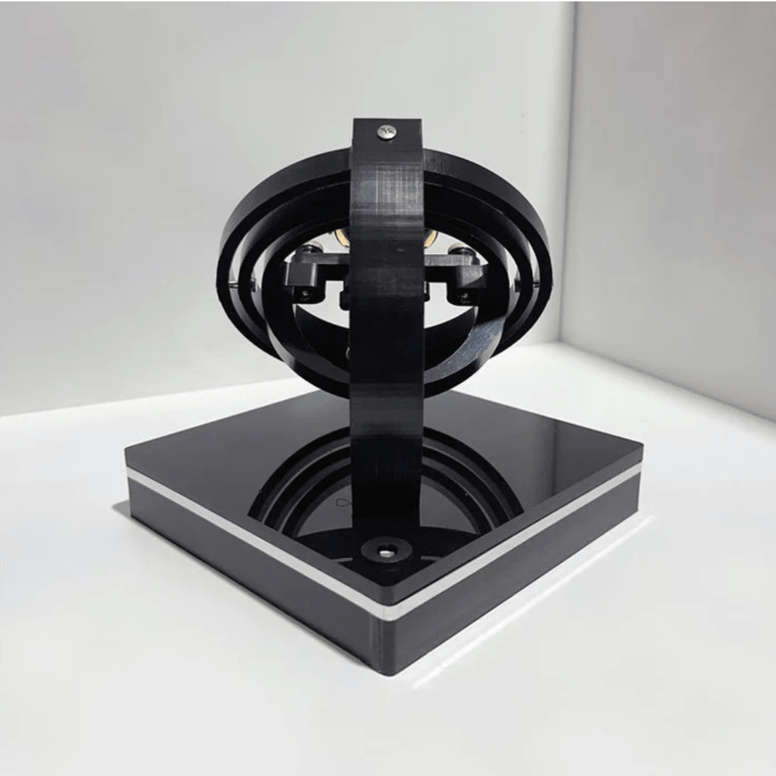 Automatic Watch Winder Whisper-Quiet Motor & Elegant Display
