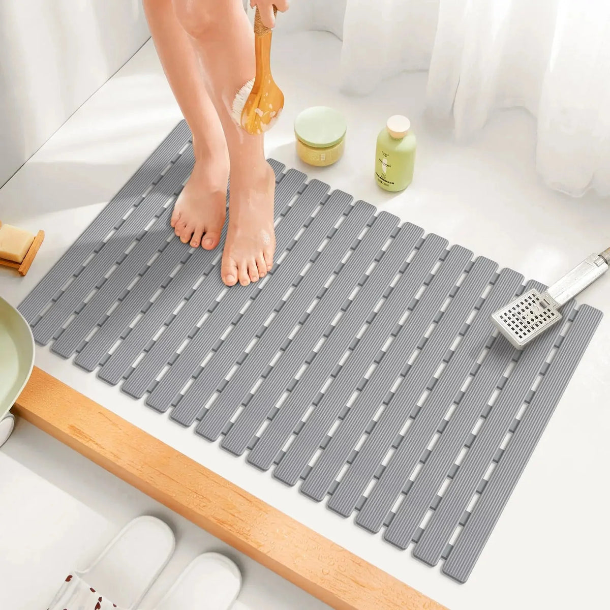 Bath Mat Suction Cup Grip & Quick Drainage