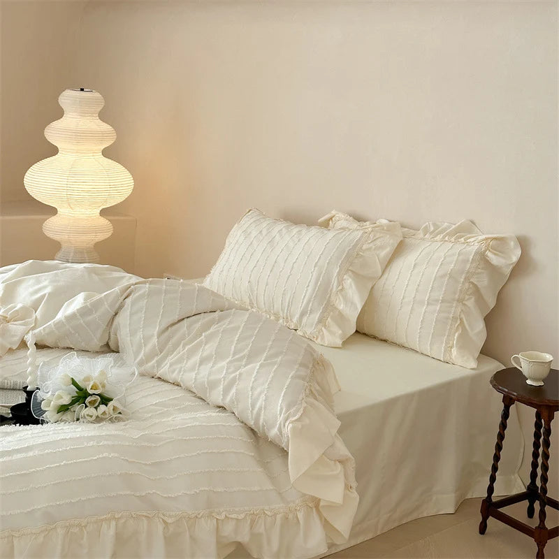Bed Linen Set Cotton Blend Ribbed Stripe Ruffled Edge