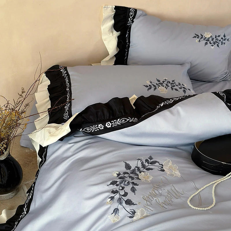 Bed Linen Set Embroidered Cotton Satin With Round Cushion
