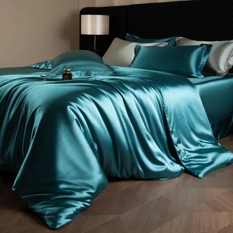 Bed Sheet Set 4-Piece Silky Sheen Duvet Cover
