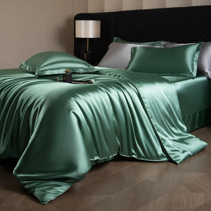 Bed Sheet Set 4-Piece Silky Sheen Duvet Cover
