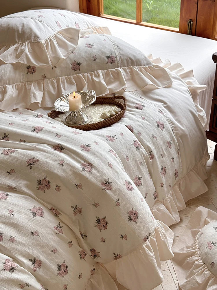 Bedding Set 100% Cotton Rose Pattern & Ruffle Trim