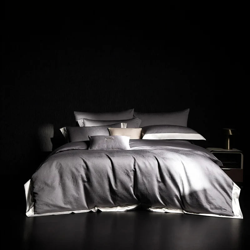 Bedding Set 4-Piece Long-Staple Cotton Gold & Silver Thread
