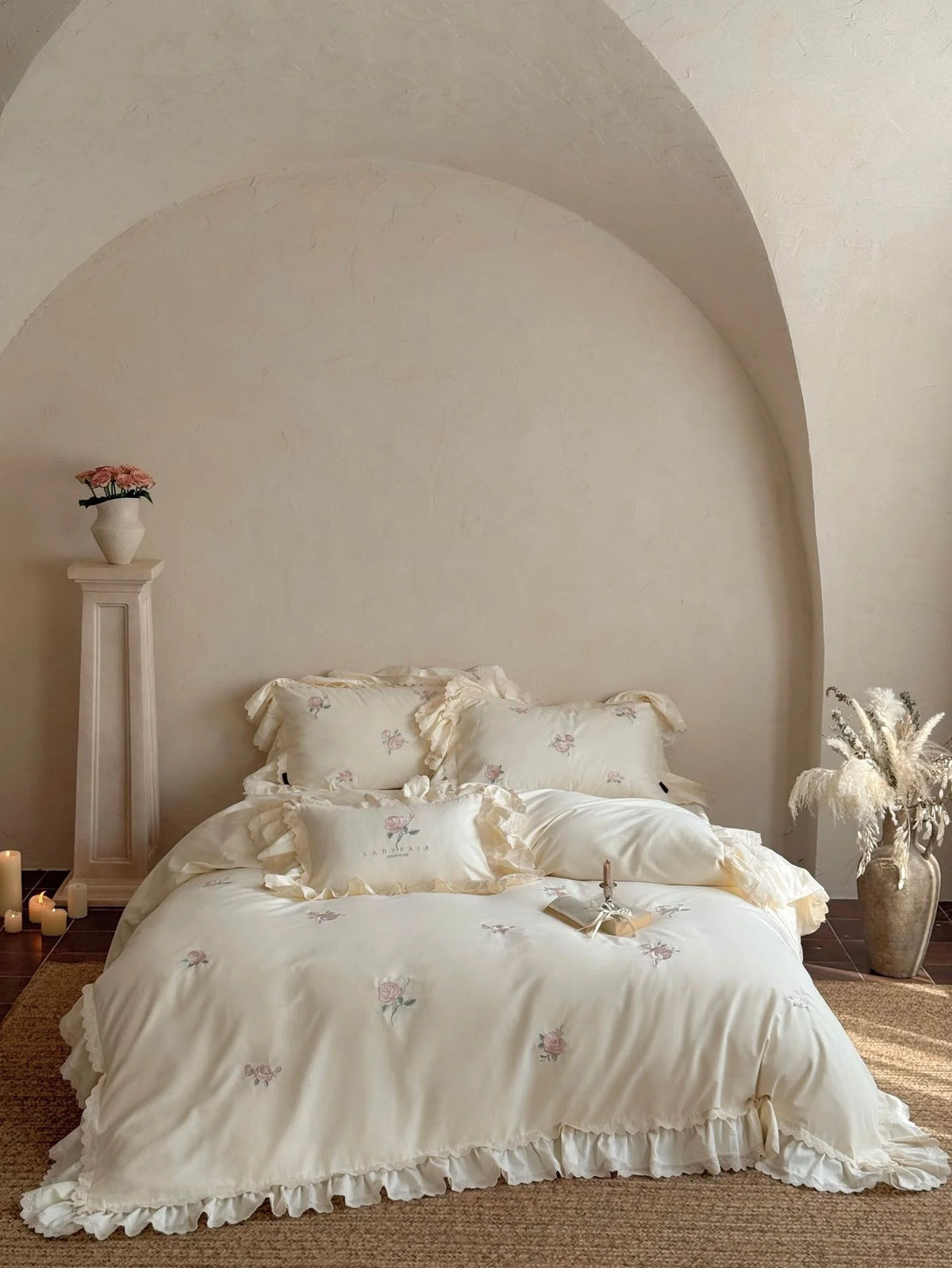Bedding Set 4-Piece Ruffled Lace Rose Embroidery Cotton Satin