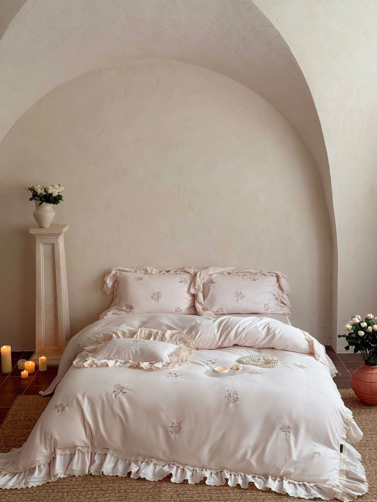 Bedding Set 4-Piece Ruffled Lace Rose Embroidery Cotton Satin