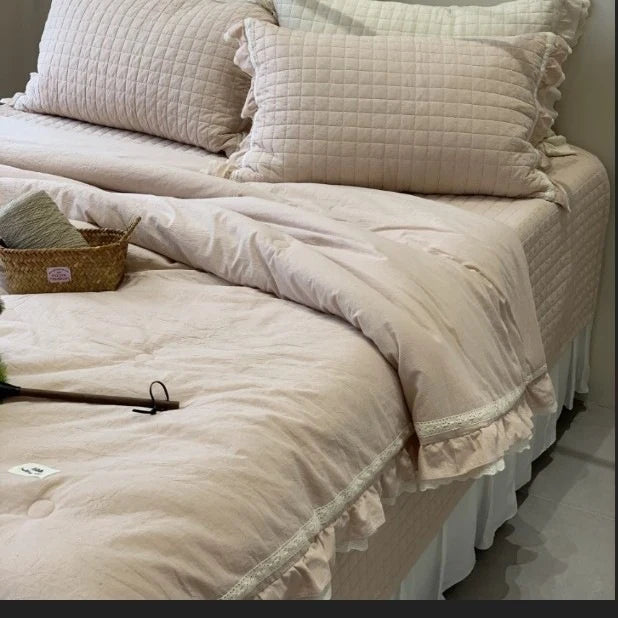 Bedding Set Breathable Cotton Lace Ruffles & Quilted