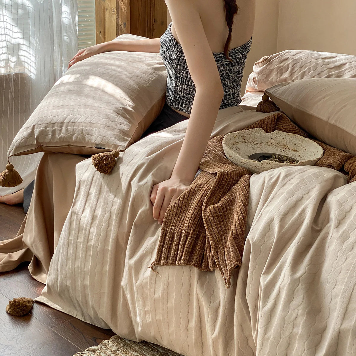 Bedding Set Breathable Cotton Woven Wave Texture & Tassels