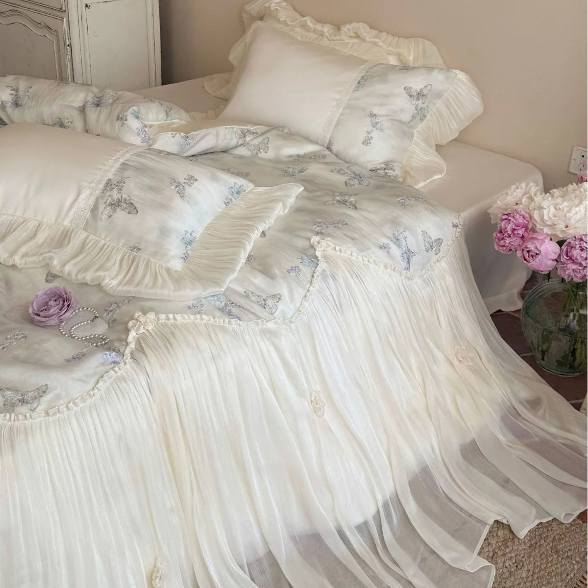 Bedding Set Cotton Blend Chiffon Ruffle & Embroidered Butterfly