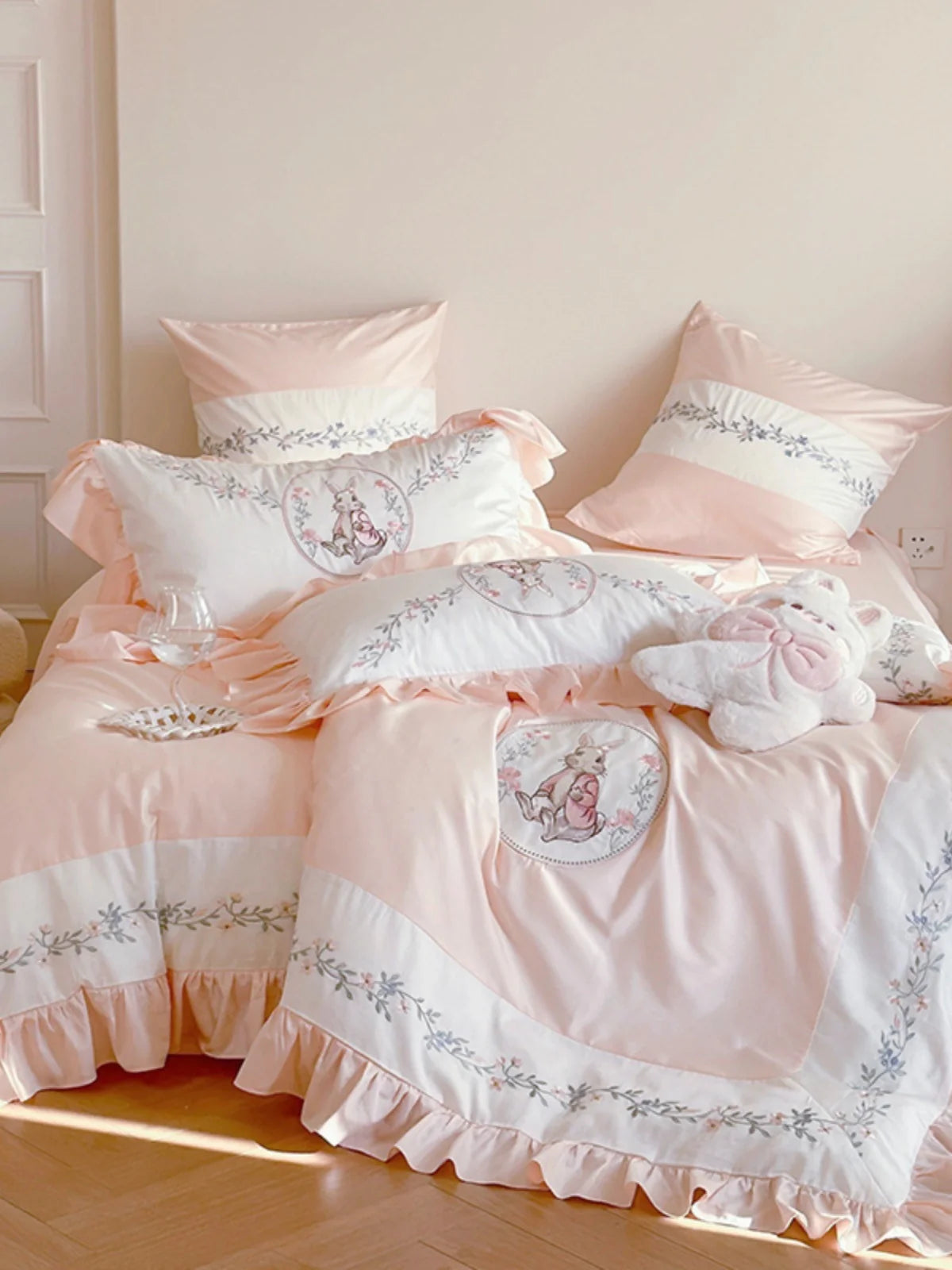 Bedding Set Cotton-Blend Ruffle Edge Floral Embroidery