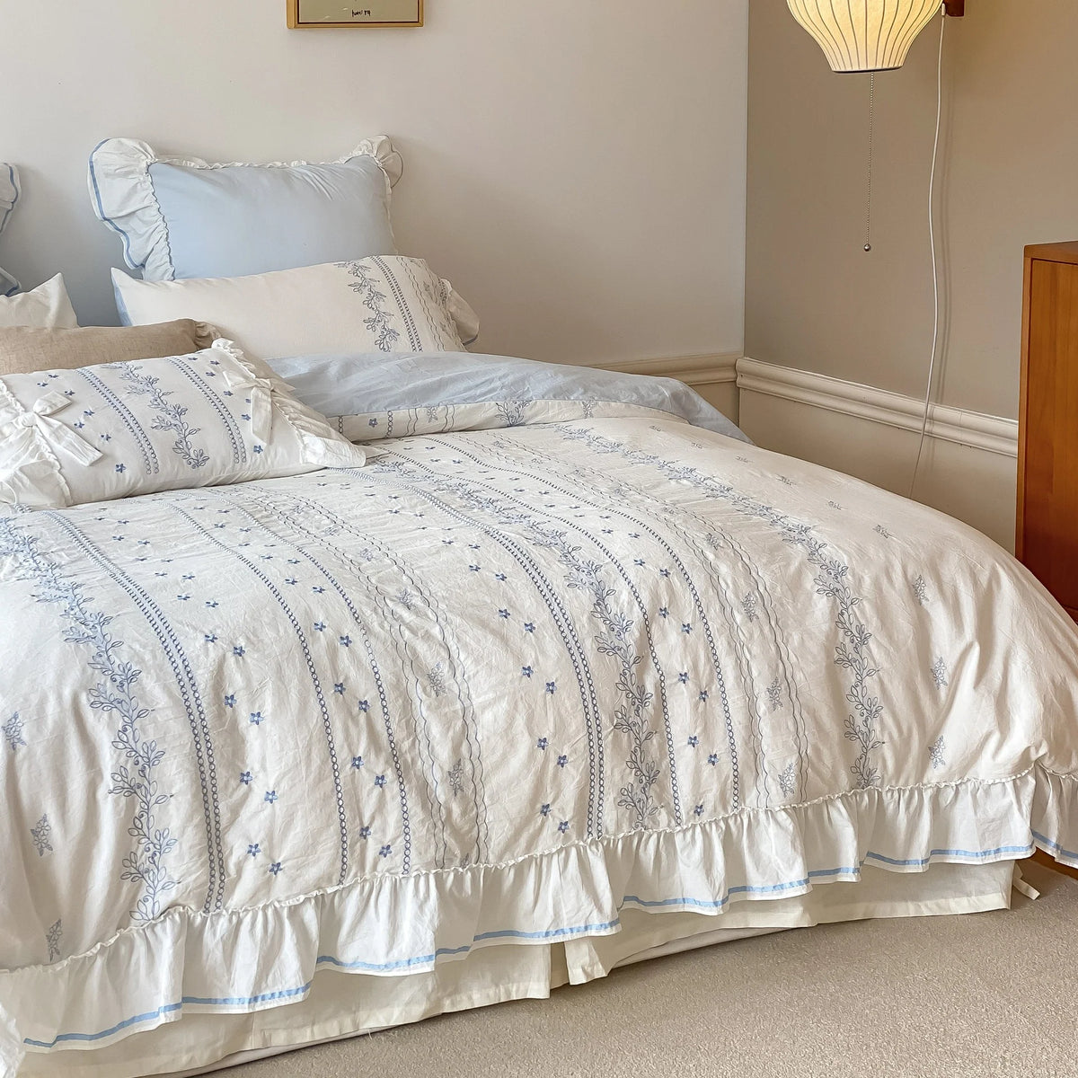 Bedding Set Cotton Embroidered Ruffle Integrated Bed Skirt